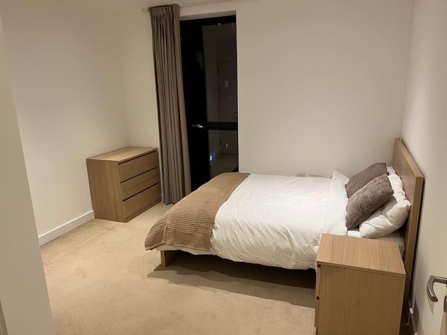 Ferienwohnung Modern 2 Bed - Olympic Park Stratford London Exterior foto